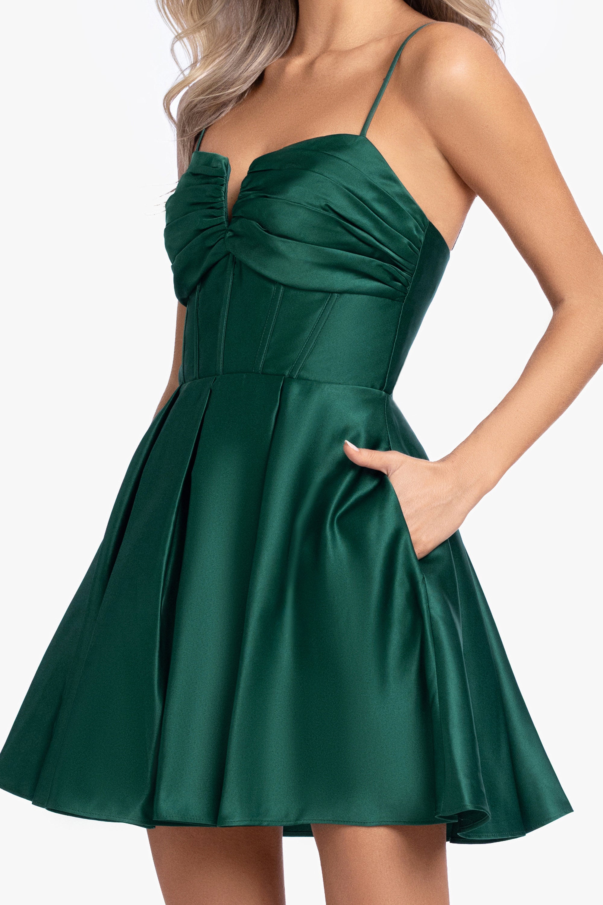 short a line satin dress Lavetir Homecoming Dresses 2026 Short Prom Dresses A-Line Spaghetti Straps Sleeveless Silk Satin Ivory