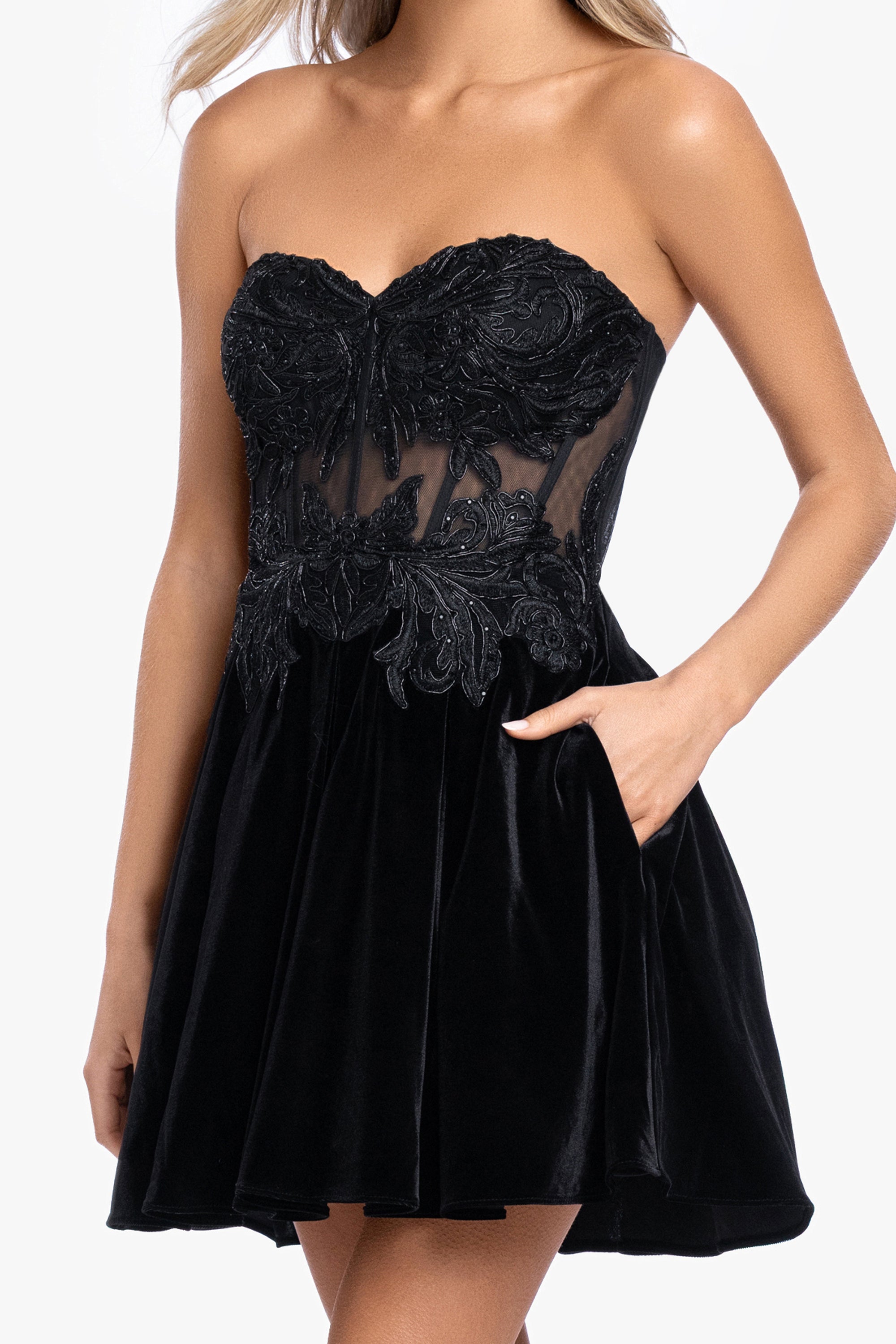 "Knox" Short Velvet Party Applique Dress